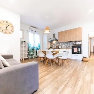  Appartamento Metrofront-apartment Italia